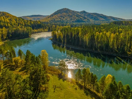Озеро Телецкое и Река Катунь. Заповедные миры. Фото: Павел Филатов