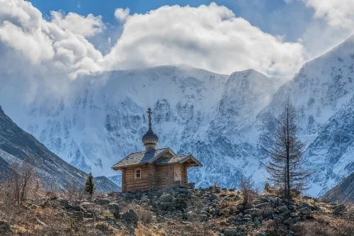 Гора Белуха. Треккинг