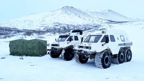 Ямал / Чудеса Арктического Дубая. На ТРЭКОЛах по горам Полярного Урала Фото: Павел Филатов