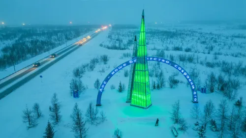Ямал / Чудеса Арктического Дубая. Стела 66-я параллель Фото: Павел Филатов